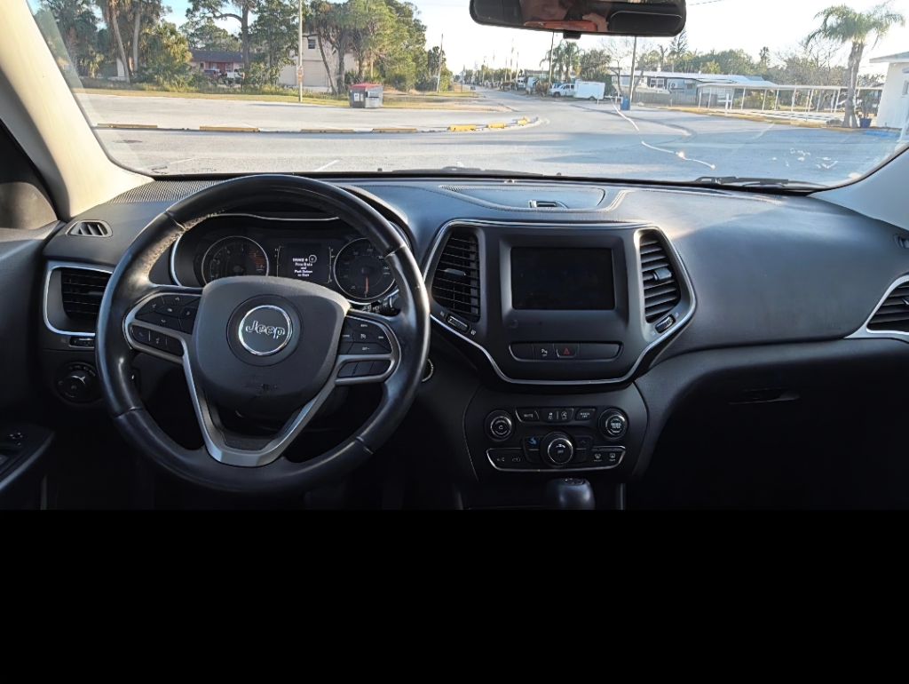 2019 Jeep Cherokee - $8,900