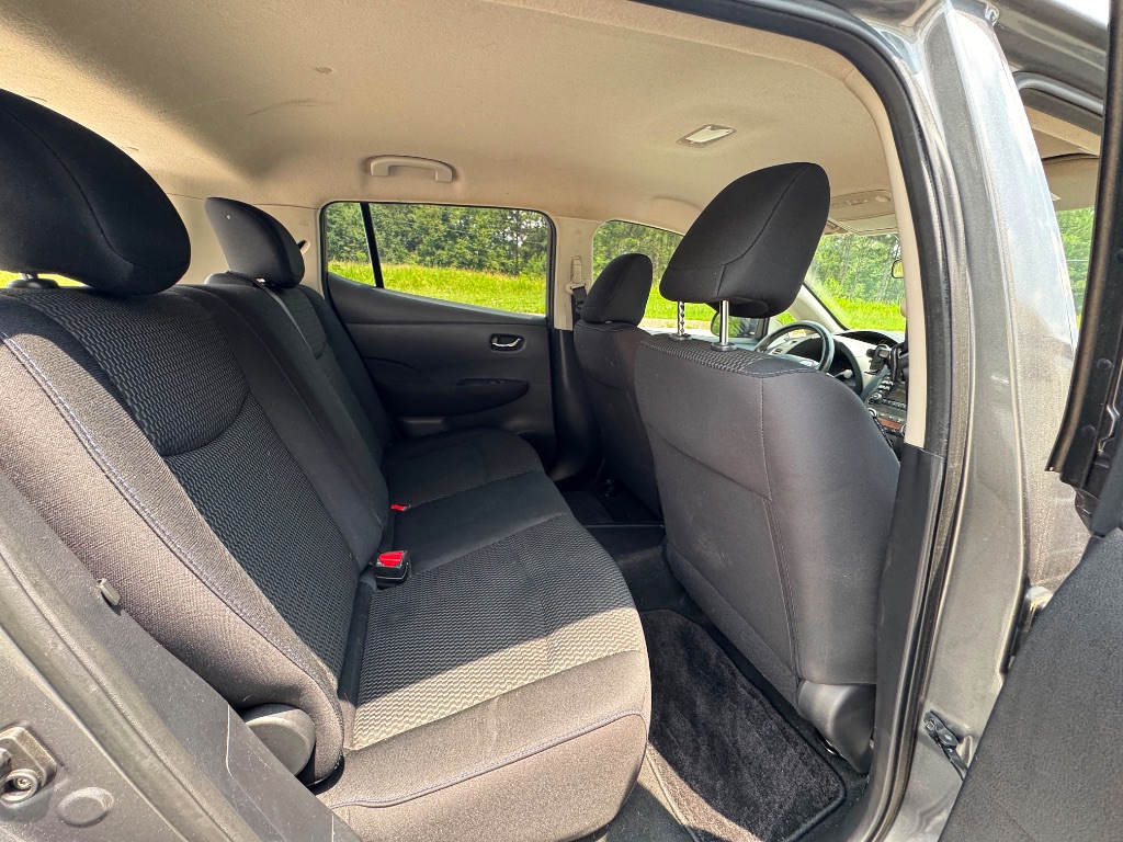 2014 Nissan LEAF - $3,950