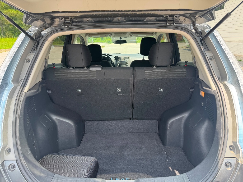 2014 Nissan LEAF - $3,950
