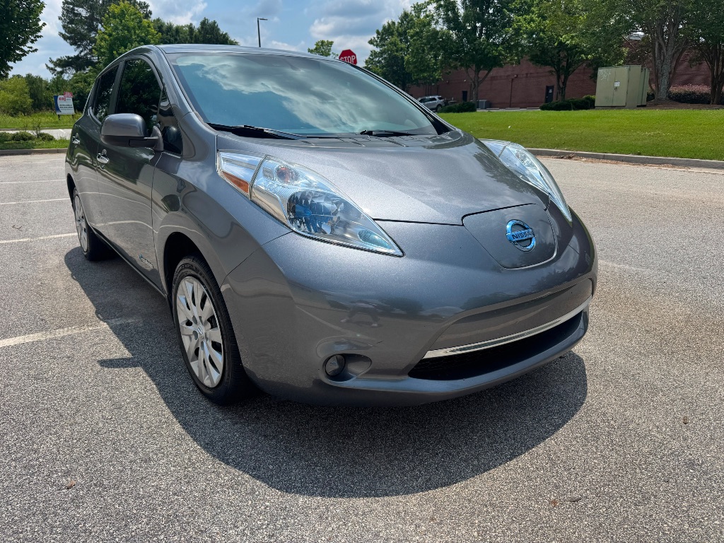 2014 Nissan LEAF - $3,950