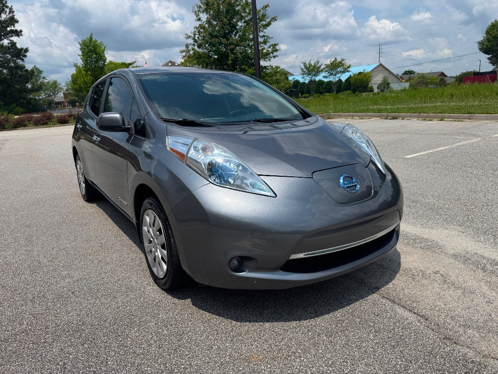 2014 Nissan LEAF - $3,950
