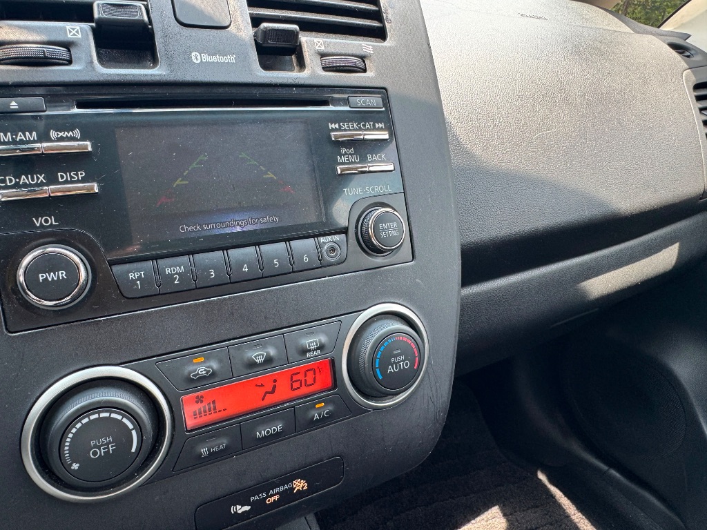 2014 Nissan LEAF - $3,950