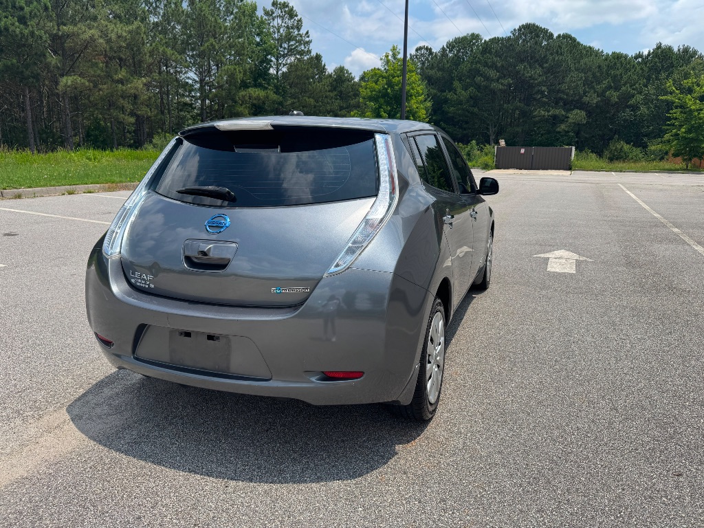 2014 Nissan LEAF - $3,950