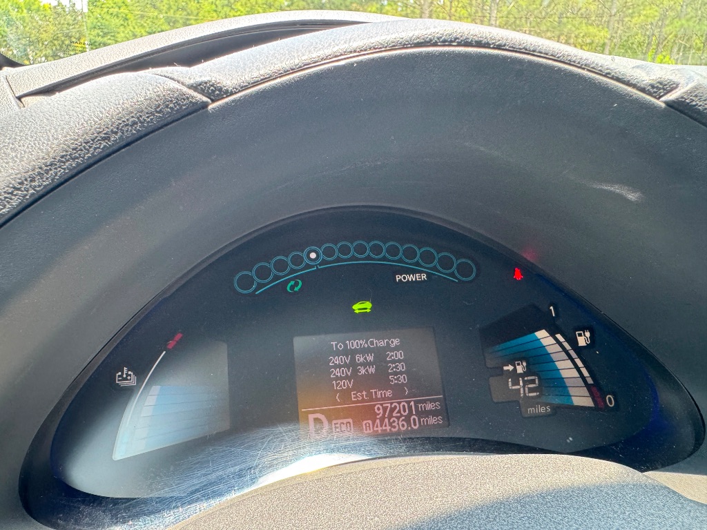 2014 Nissan LEAF - $3,950