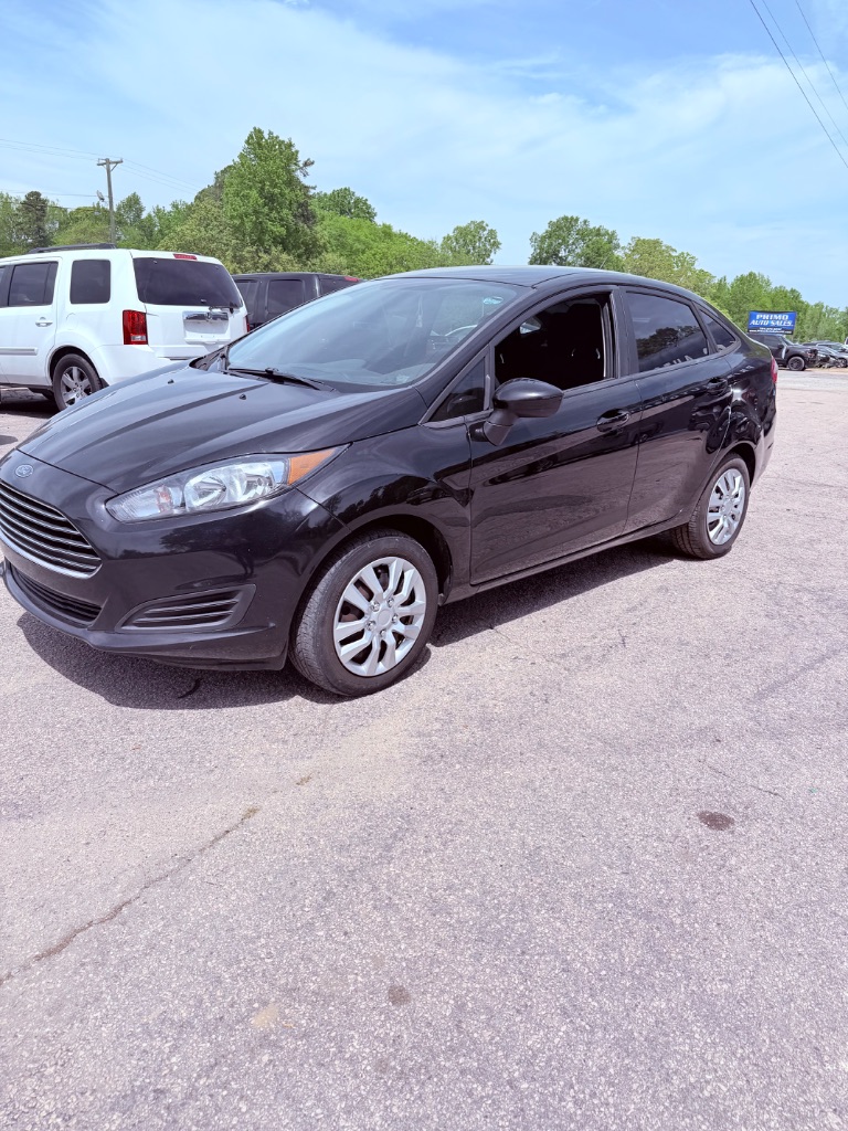 2018 Ford Fiesta - $5,700