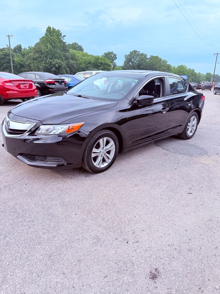 2013 Acura ILX - $7,000