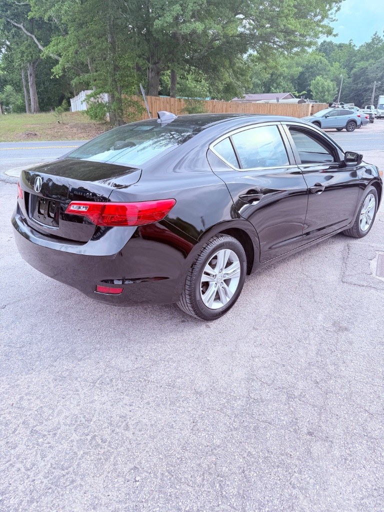 2013 Acura ILX - $7,000