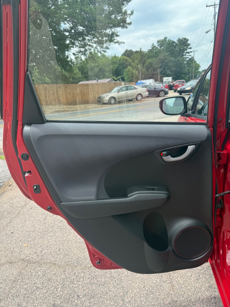 2009 Honda Fit - $6,700