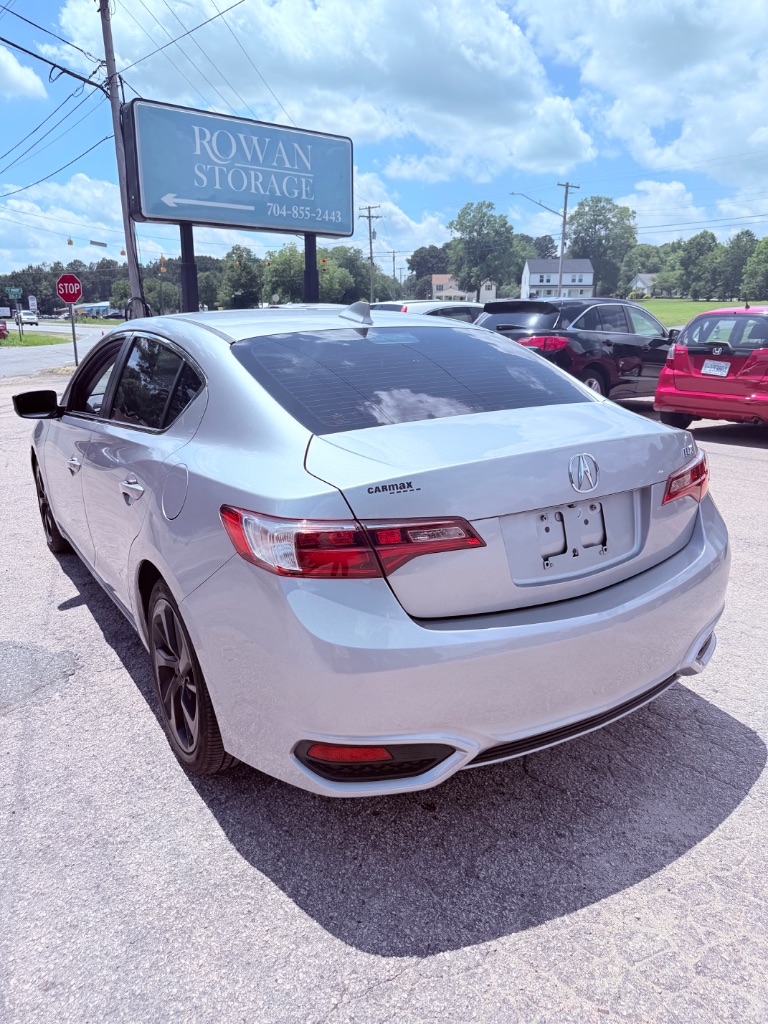2017 Acura ILX - $10,500