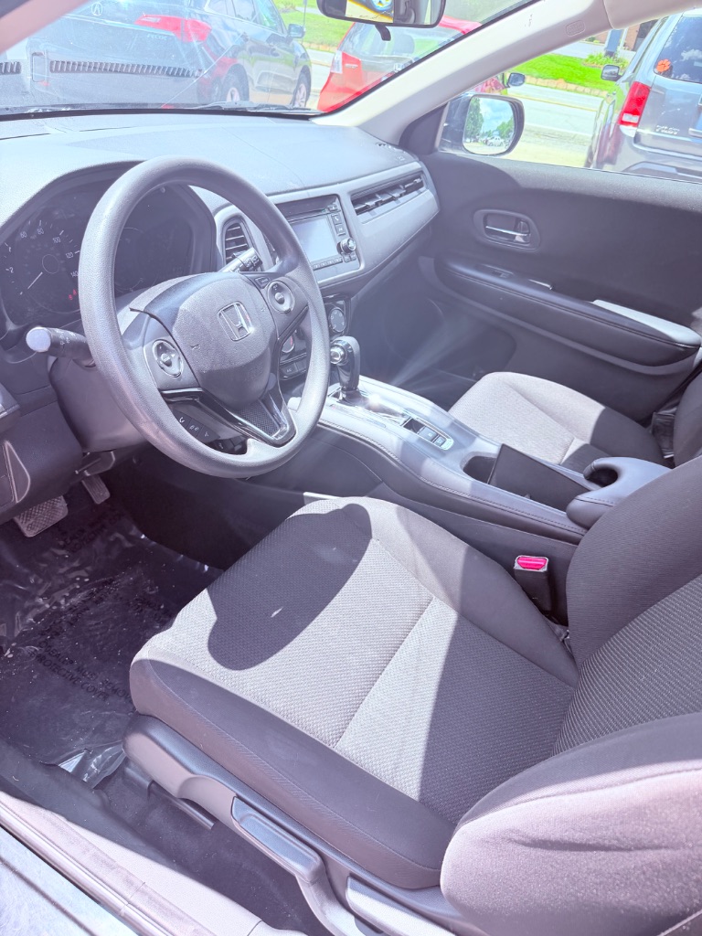 2018 Honda HR-V - $12,000