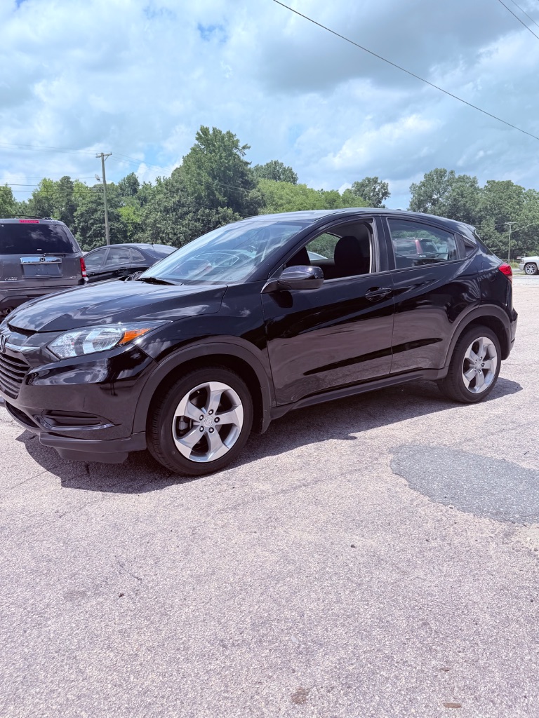 2018 Honda HR-V - $12,000