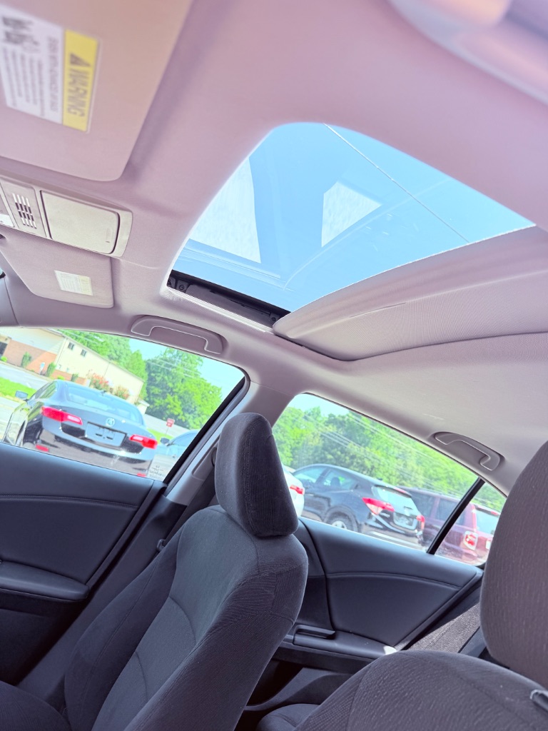 2014 Honda Accord - $9,000
