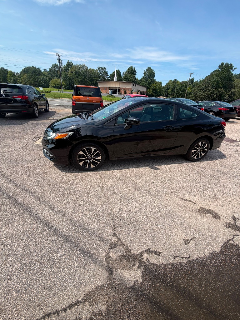 2015 Honda Civic - $9,700