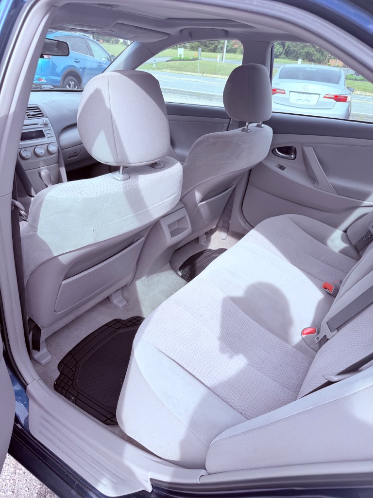 2011 Toyota Camry - $6,000