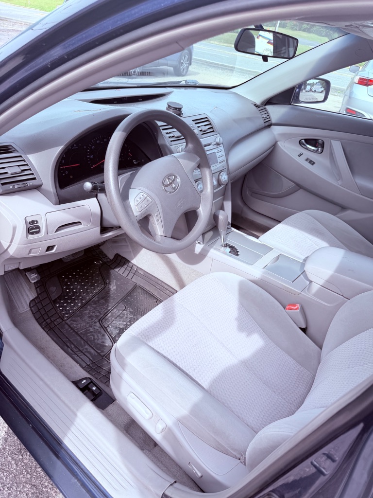 2011 Toyota Camry - $6,000