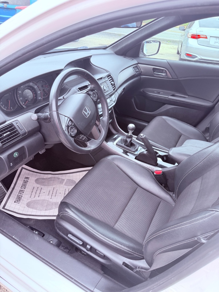 2016 Honda Accord - $9,500
