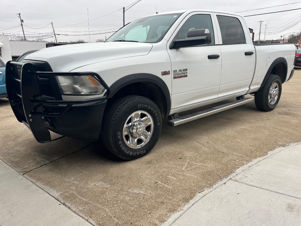 2014 RAM 2500 Tradesman Crew Cab 4WD