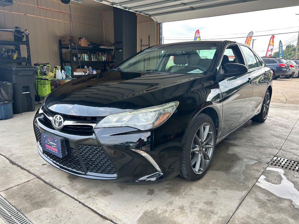 2015 Toyota Camry - $11,391