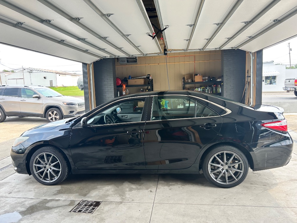 2015 Toyota Camry - $11,391