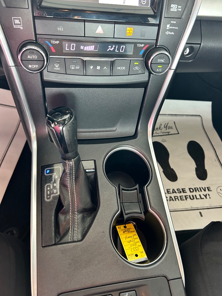 2015 Toyota Camry - $11,391