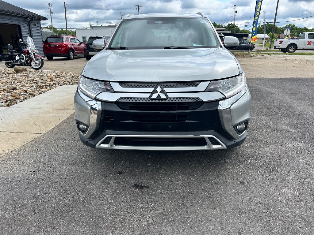 2020 Mitsubishi Outlander - $10,491