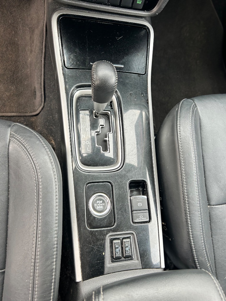 2020 Mitsubishi Outlander - $10,491