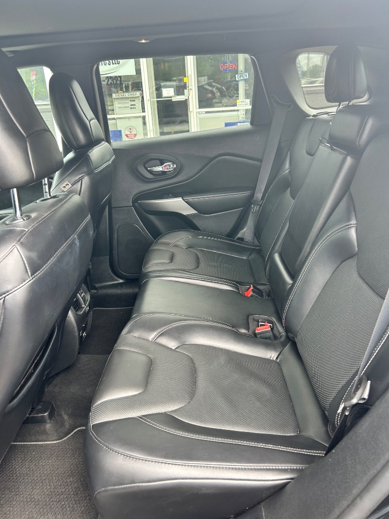2021 Jeep Cherokee - $17,991