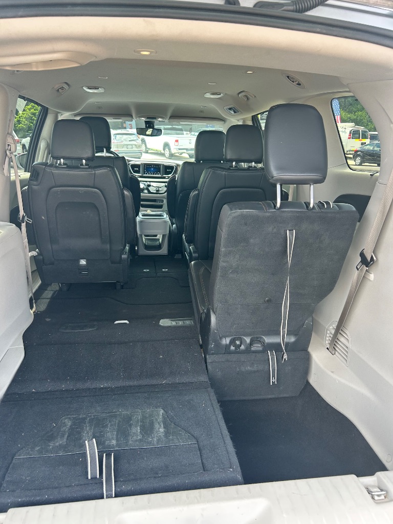 2019 Chrysler Pacifica - $10,991