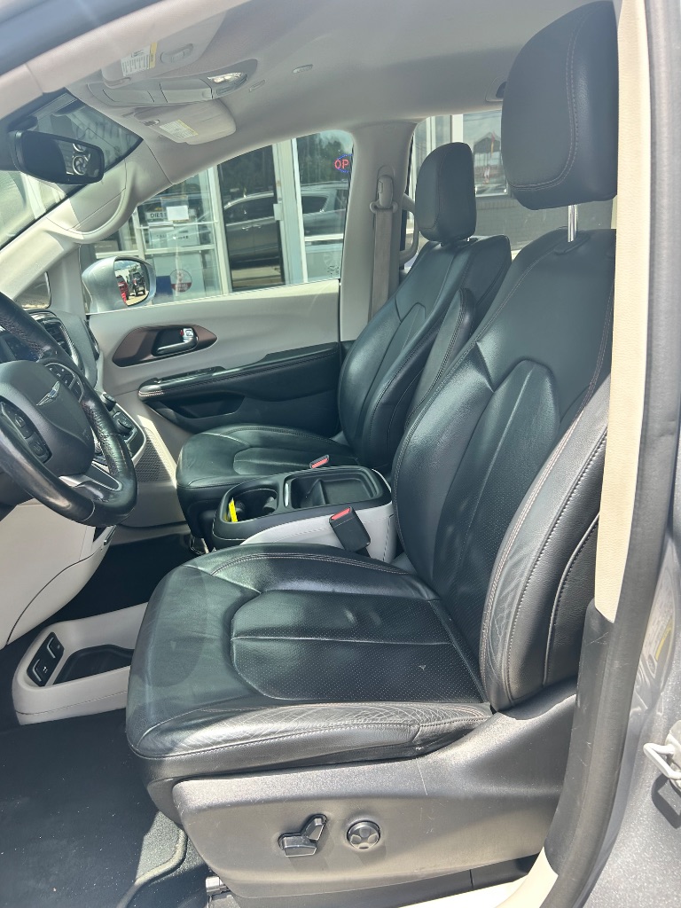 2019 Chrysler Pacifica - $10,991