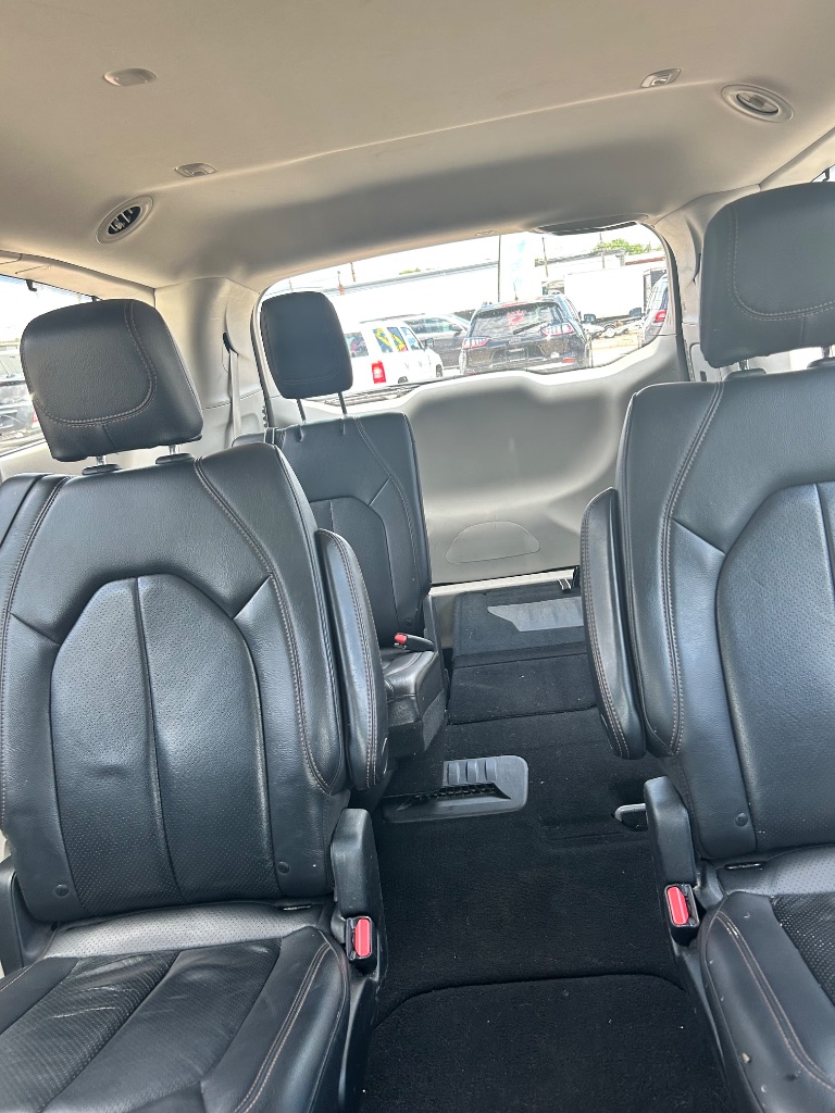 2019 Chrysler Pacifica - $10,991