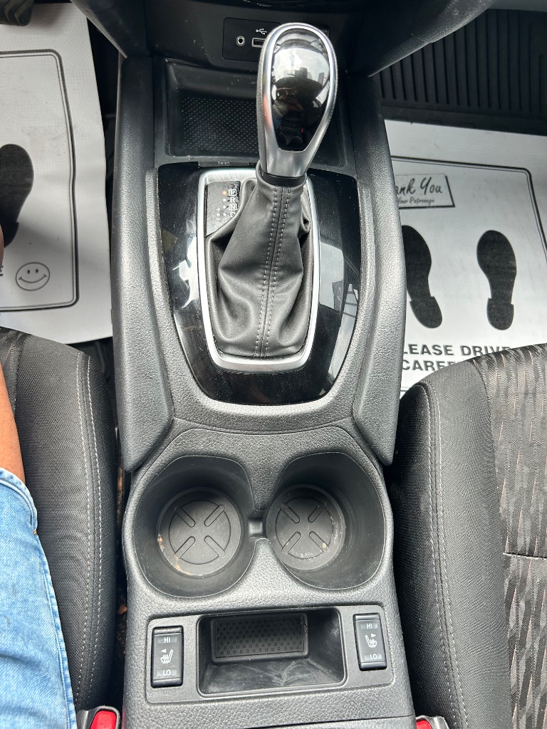 2019 Nissan Rogue - $9,291