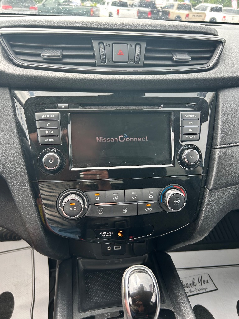 2019 Nissan Rogue - $9,291