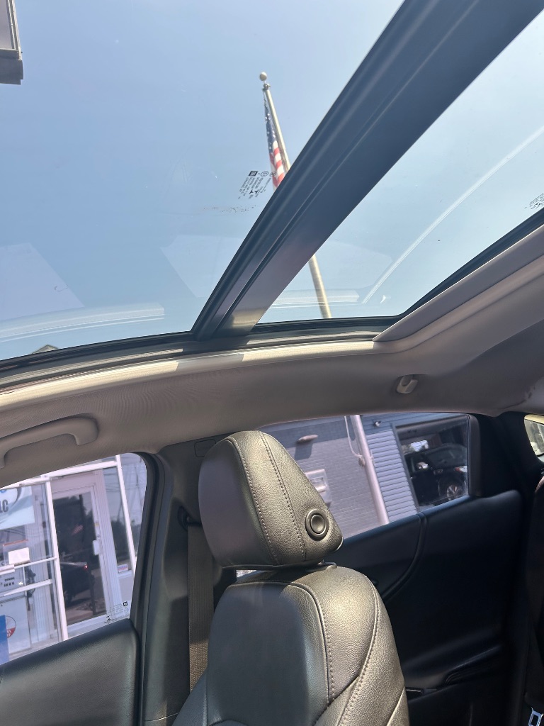 2016 Chevrolet Malibu - $8,991