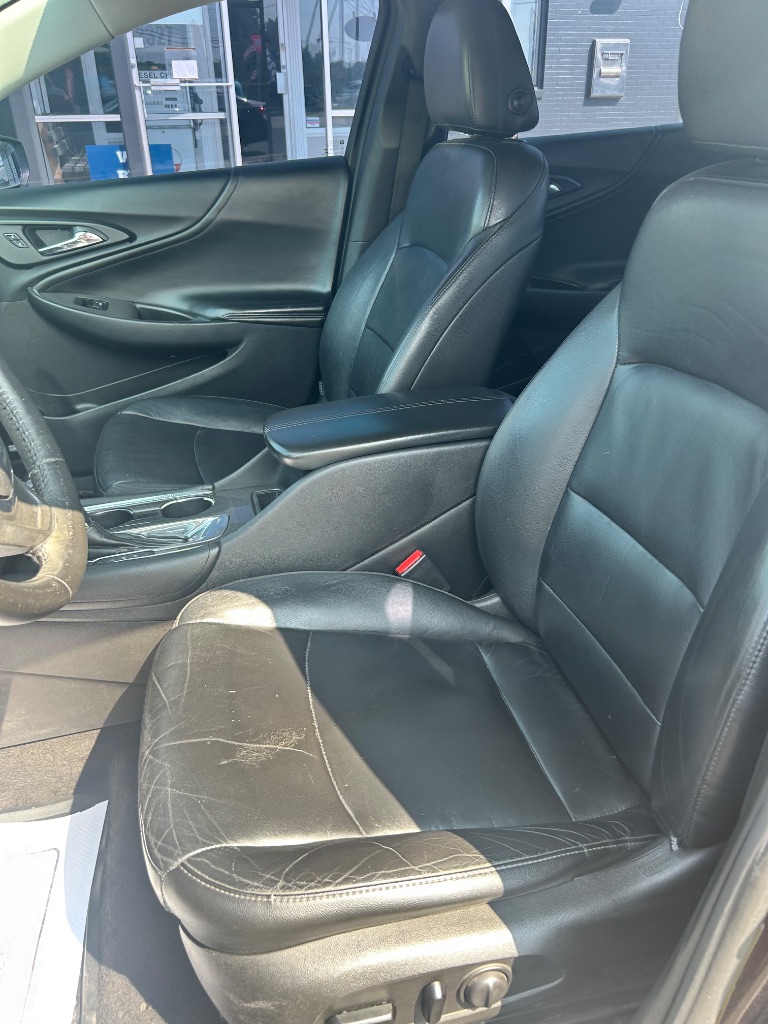 2016 Chevrolet Malibu - $8,991