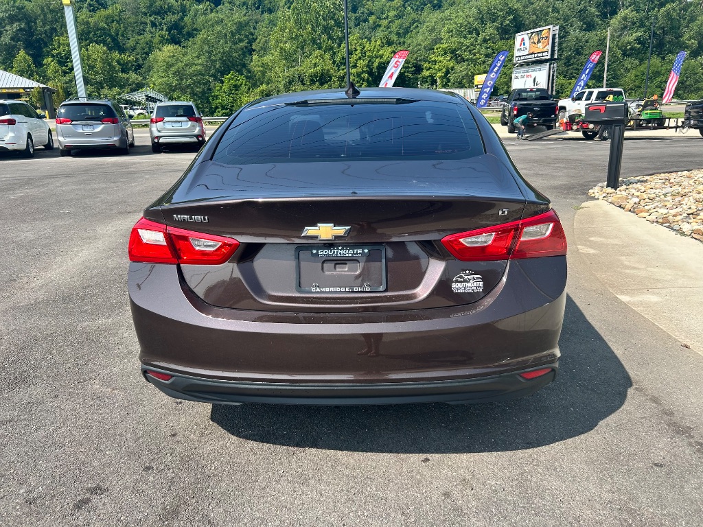 2016 Chevrolet Malibu - $8,991