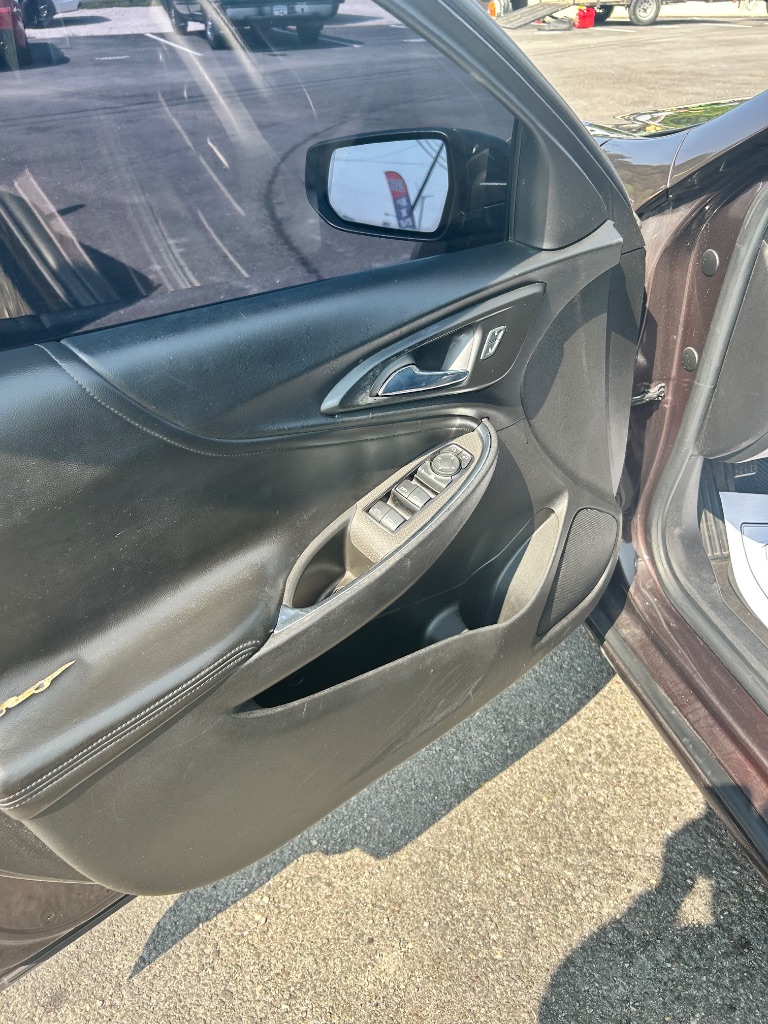 2016 Chevrolet Malibu - $8,991