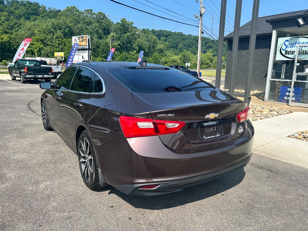 2016 Chevrolet Malibu - $8,991