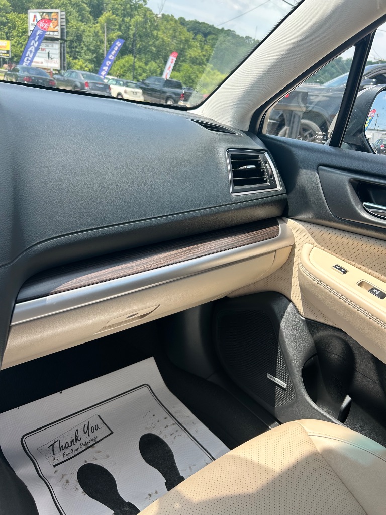 2015 Subaru Legacy - $10,991