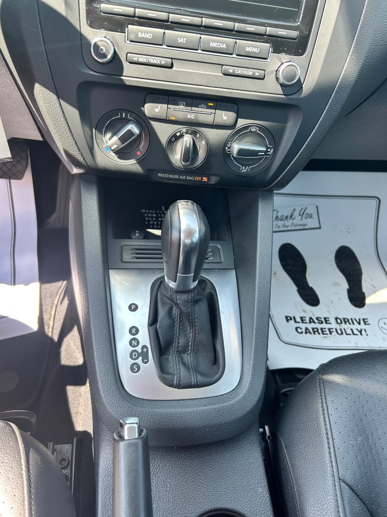 2014 Volkswagen Jetta - $7,991