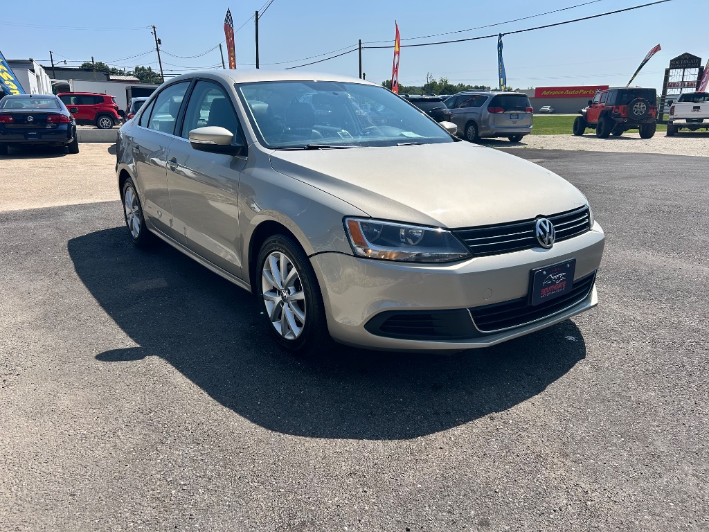 2014 Volkswagen Jetta - $7,991