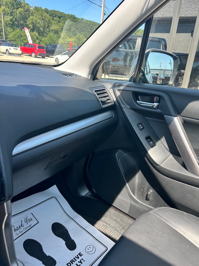 2016 Subaru Forester - $15,991