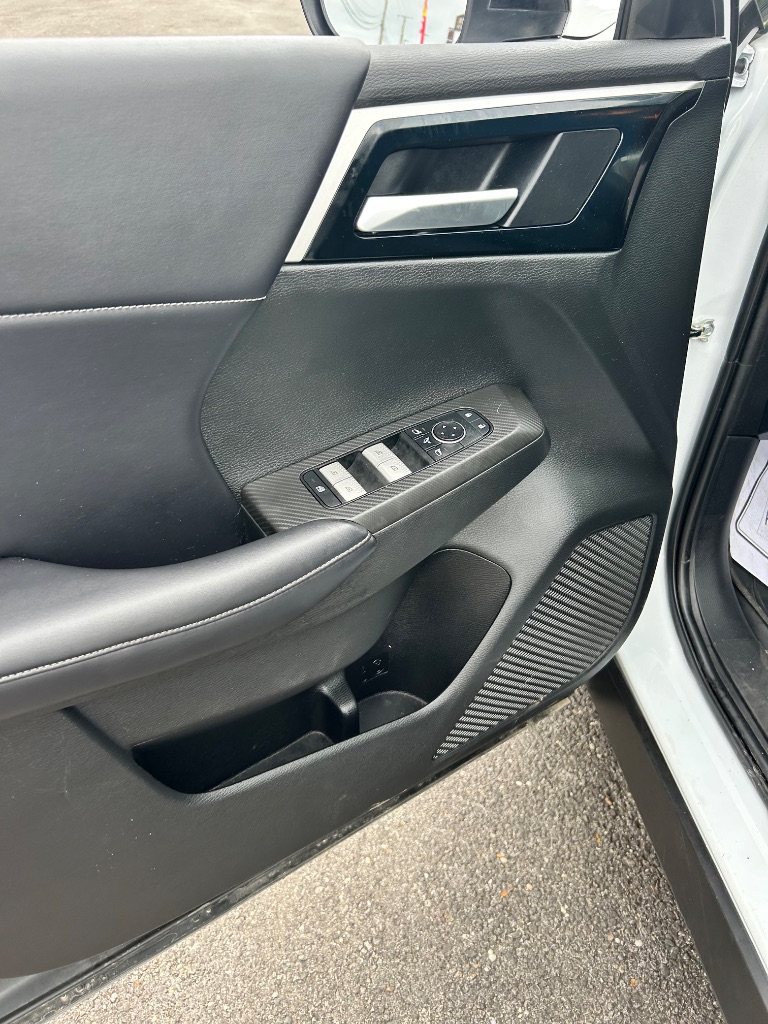 2023 Mitsubishi Outlander - $22,991