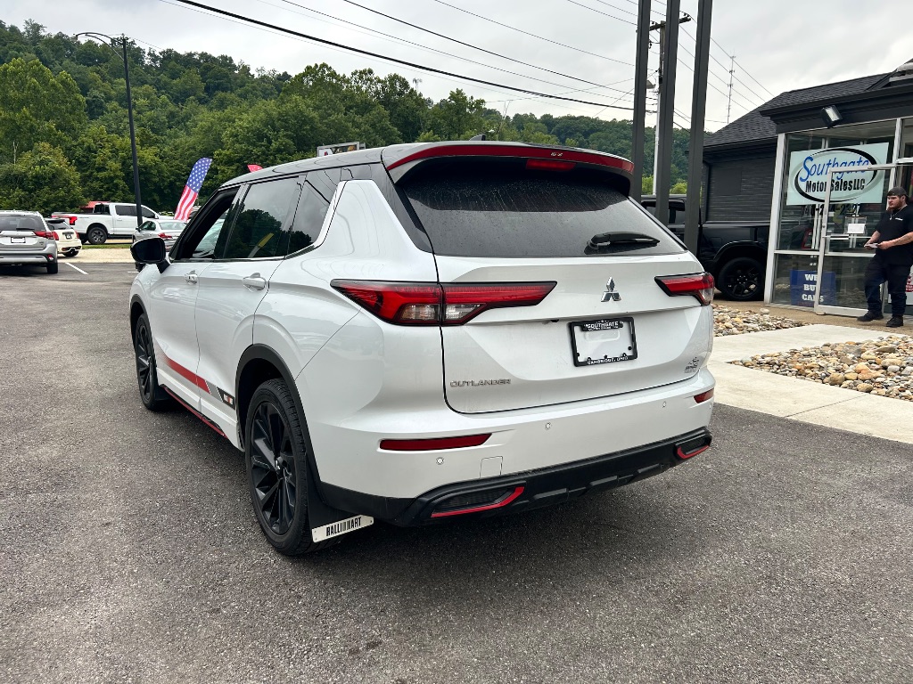 2023 Mitsubishi Outlander - $22,991