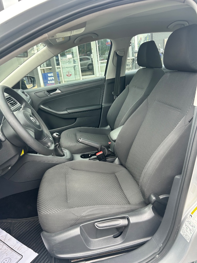 2014 Volkswagen Jetta - $7,991