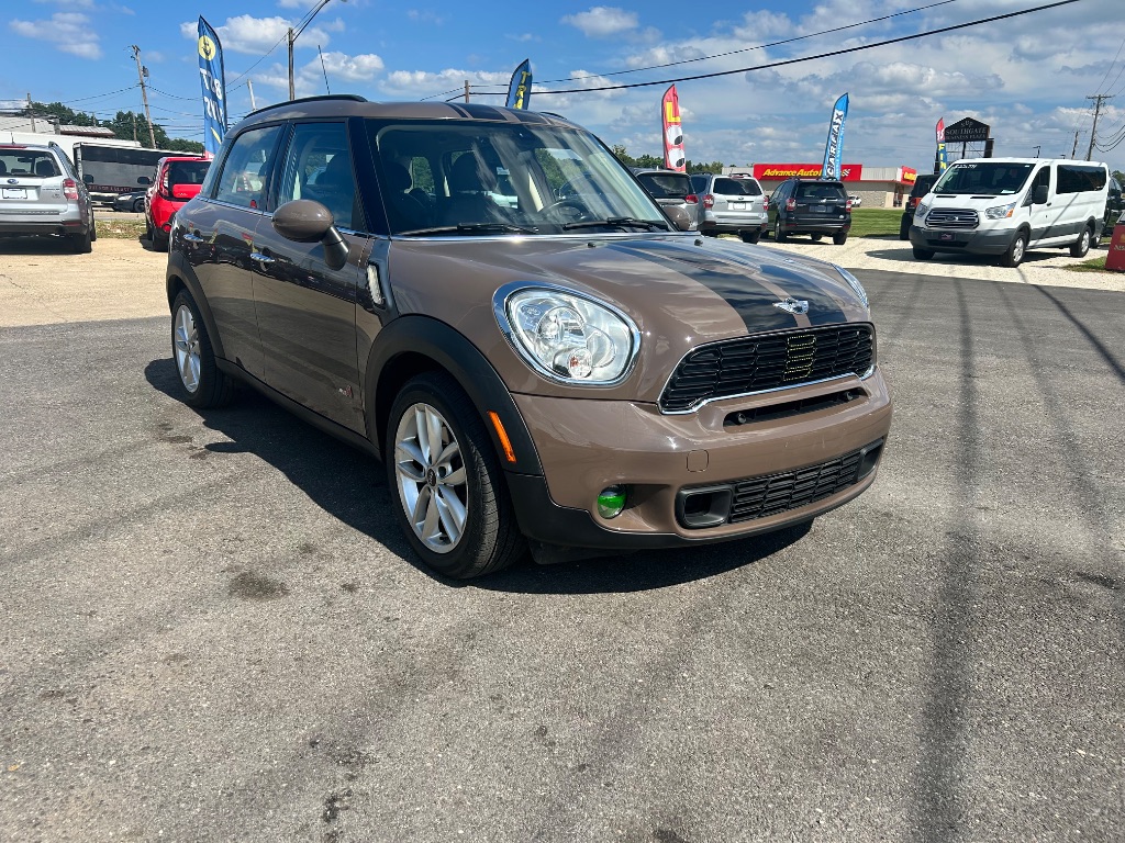 2014 MINI Countryman - $7,991