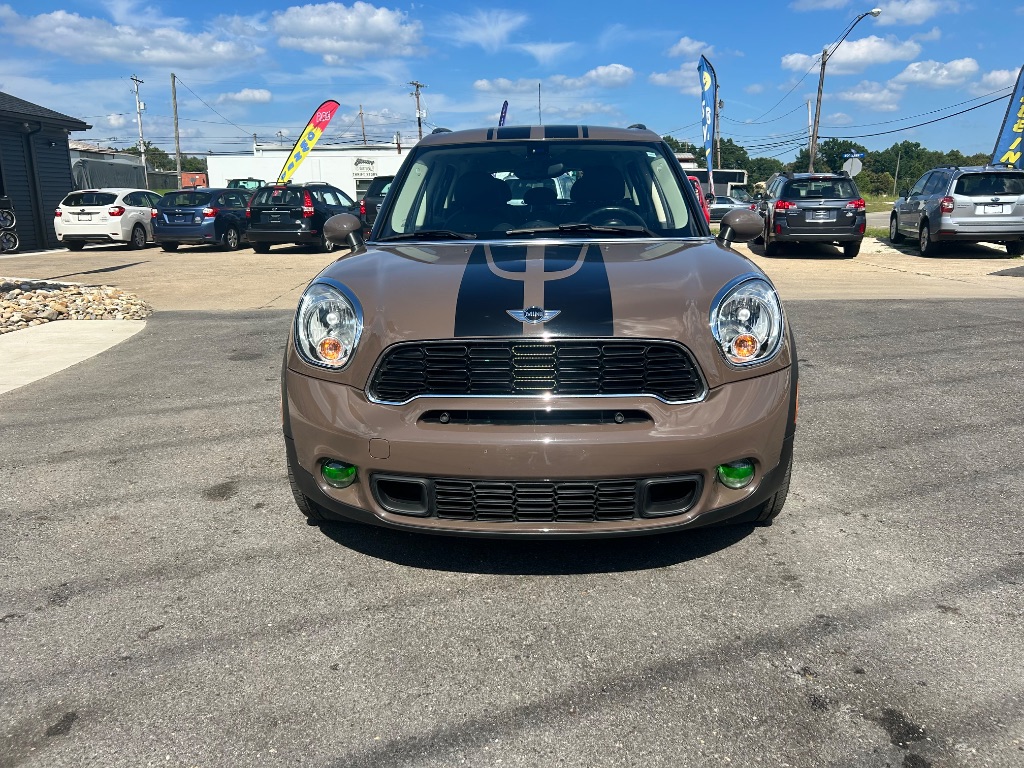 2014 MINI Countryman - $7,991
