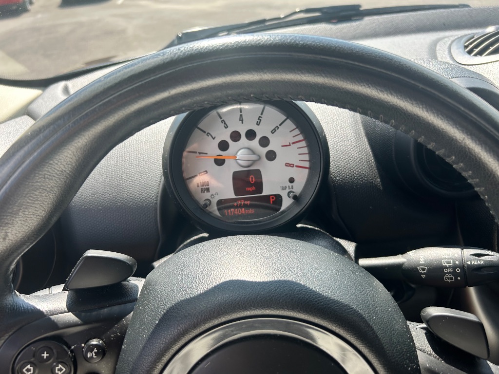 2014 MINI Countryman - $7,991