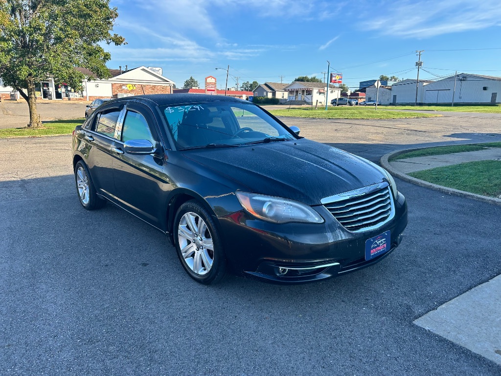 2013 Chrysler 200 - $2,191