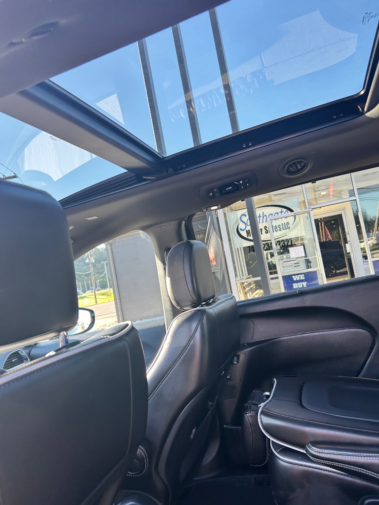2023 Chrysler Pacifica - $25,991
