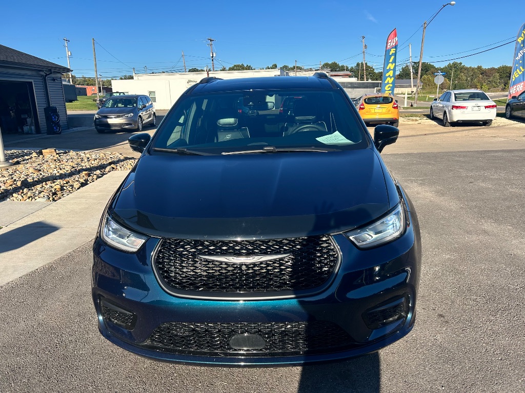 2023 Chrysler Pacifica - $25,991